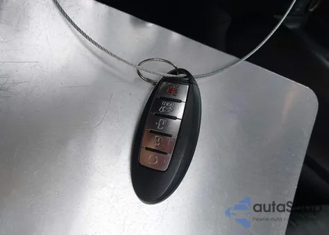 2017 Nissan Rogue S/Sv z USA, uszkodzony, nr VIN KNMAT2MV1HP587583